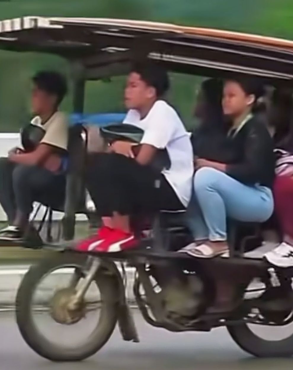 招聘押运员一名